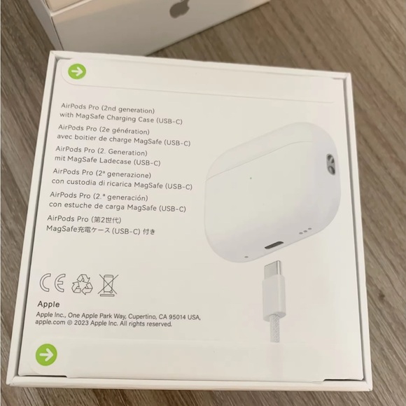 Apple AirPods Pro with MagSafe Charging Case - Picture 5 of 6